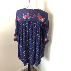 Umgee Size S Navy Blue Ditsy Print Floral‎ Embroidered Elbow Sleeve Tunic Top
